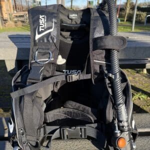 Tusa Trimvest Liberator uit de school